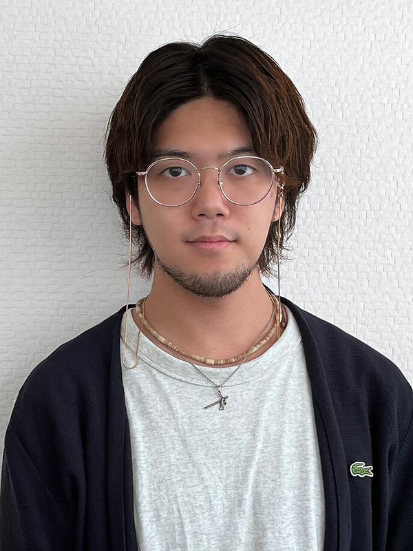 津田沼店スタッフ01